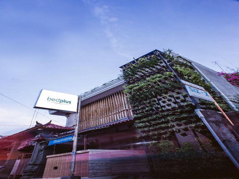 Bedplus Backpacker Kuta Legian  Exterior photo